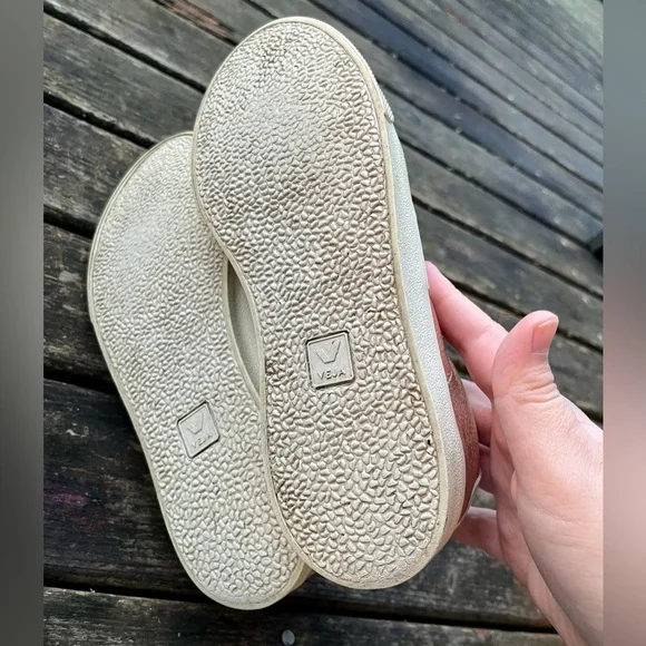 Anthropologie VEJA Rose Gold Metallic Esplar Sneakers - Picture 12 of 12